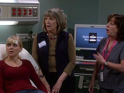 Anna Faris, Mimi Kennedy, and Beth Hall in Mom (2013)