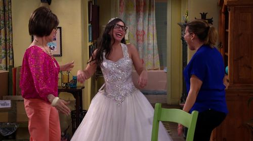 Rita Moreno, Justina Machado, and Isabella Gomez in One Day at a Time (2017)