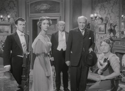 Bryan Forbes, Olga Lindo, Eileen Moore, Alastair Sim, and Arthur Young in An Inspector Calls (1954)