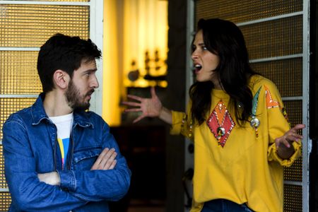 Camila Selser and Francisco de la Reguera in El Ídolo (2018)