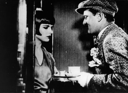 Louise Brooks and Michael von Newlinsky in Pandora's Box (1929)