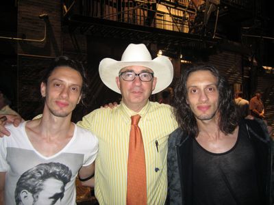 Facundo Lombard, Martín Lombard and Barry Sonnenfeld on set of Men in Black 3 (2012)