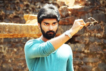 Atharvaa Murali in Semma Botha Aagatha (2018)