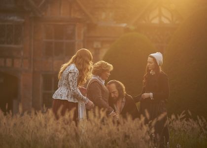 Kenneth Branagh, Judi Dench, Lydia Wilson, and Kathryn Wilder in All Is True (2018)