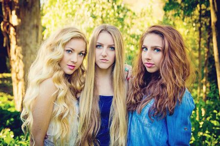 The Oaks Sisters Band