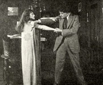 Pauline Frederick and Thomas Holding in Sold (1915)