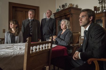 Michael Gerber, Andreas Schmidt-Schaller, Jutta Wachowiak, Catherine Bode, and Jonathan Müller in Leipzig Homicide (2001