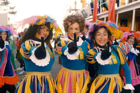 Charlotte Ha, Mickey Vermeer, and Anouk de Pater in De Club van Sinterklaas Film: de Gestrande Stoomboot (2023)