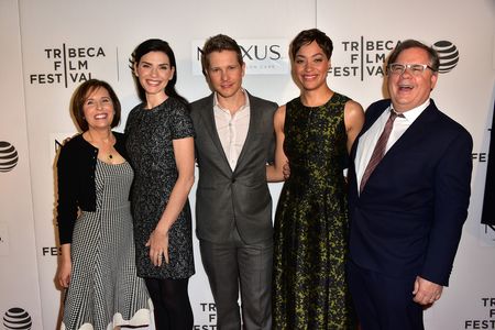 Julianna Margulies, Matt Czuchry, Michelle King, Robert King, and Cush Jumbo