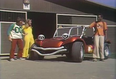 Jack Baker, David Levy, Carol Anne Seflinger, and The Krofft Puppets in Wonderbug (1976)