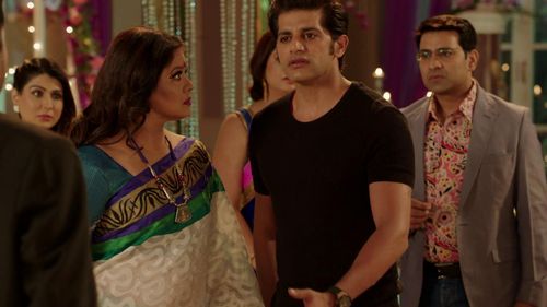 Sudha Chandran and Karanvir Bohra in Naagin (2015)