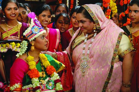 Nirmiti Sawant and Pooja Naik in Nau Mahine Nau Divas (2009)