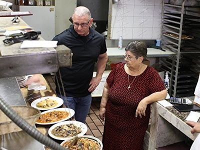 Robert Irvine in Restaurant: Impossible (2011)