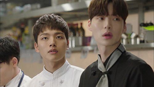 Yeo Jin-gu and Ahn Jae-Hyun in Reunited Worlds (2017)