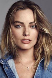 Margot Robbie