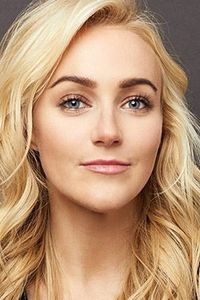 Betsy Wolfe