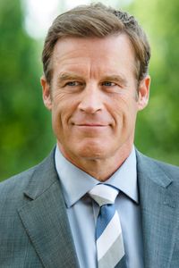 Mark Valley