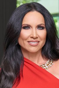 LeeAnne Locken