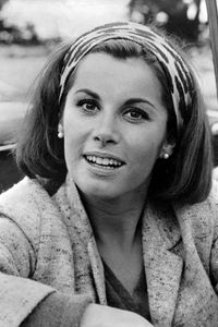 Stefanie Powers