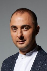 Demis Karibidis