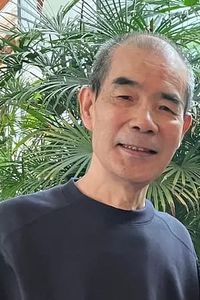 Zhengguang Yang