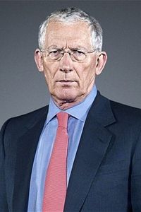 Nick Hewer