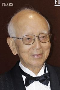 Raymond Man-Wai Chow