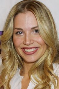 Willa Ford