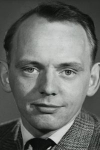 Finn Henriksen