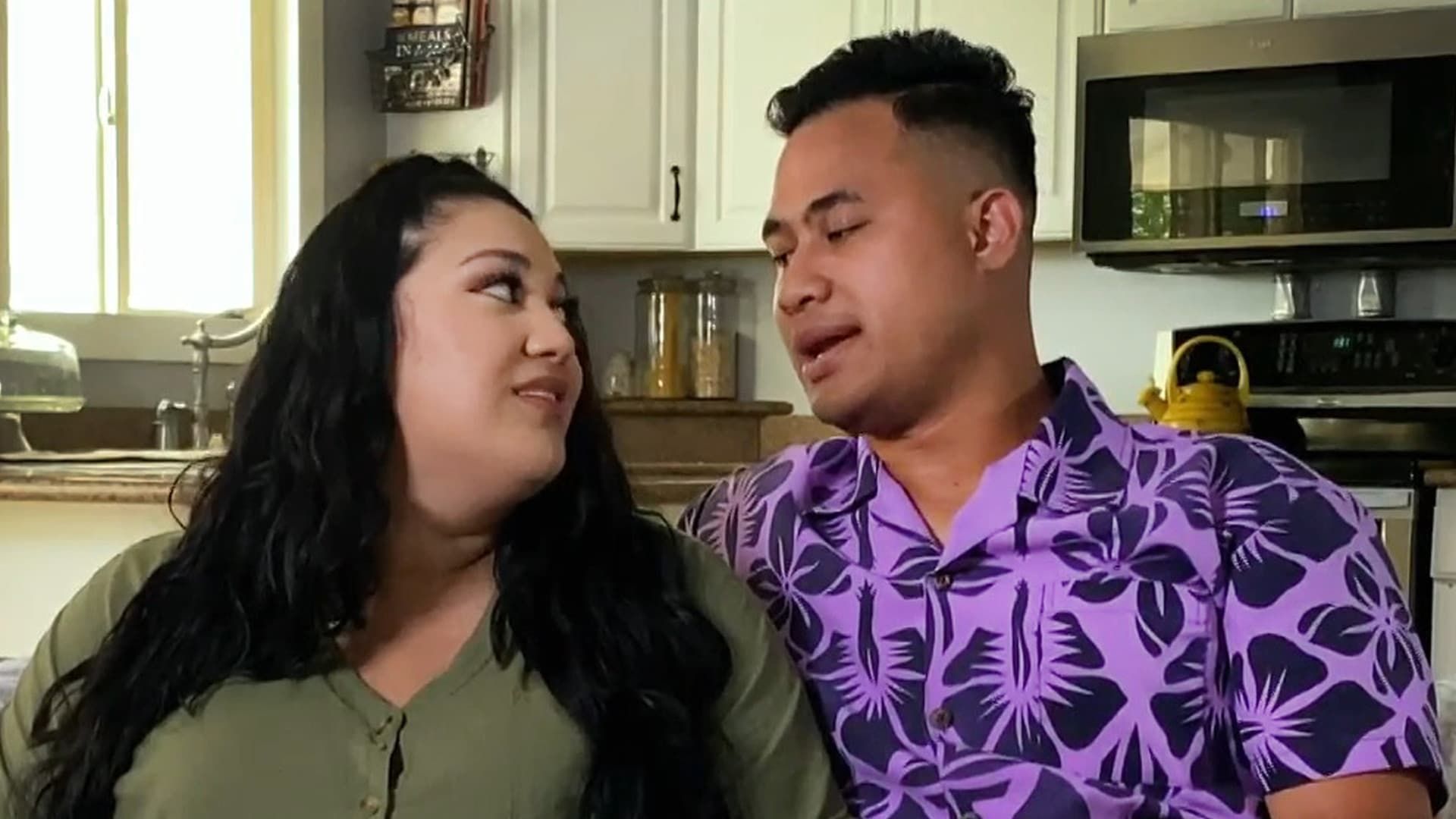 90 Day Fiancé: HEA Strikes Back! background