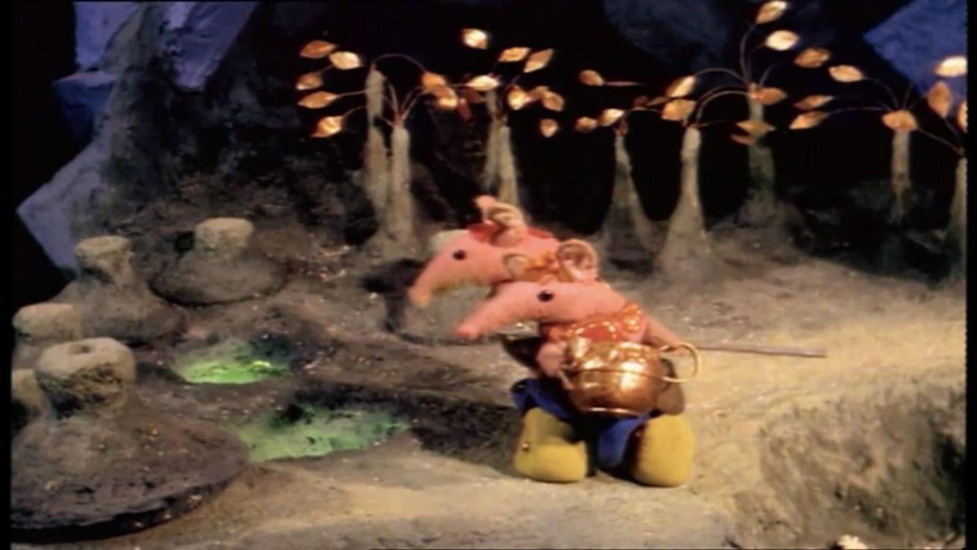 The Clangers background