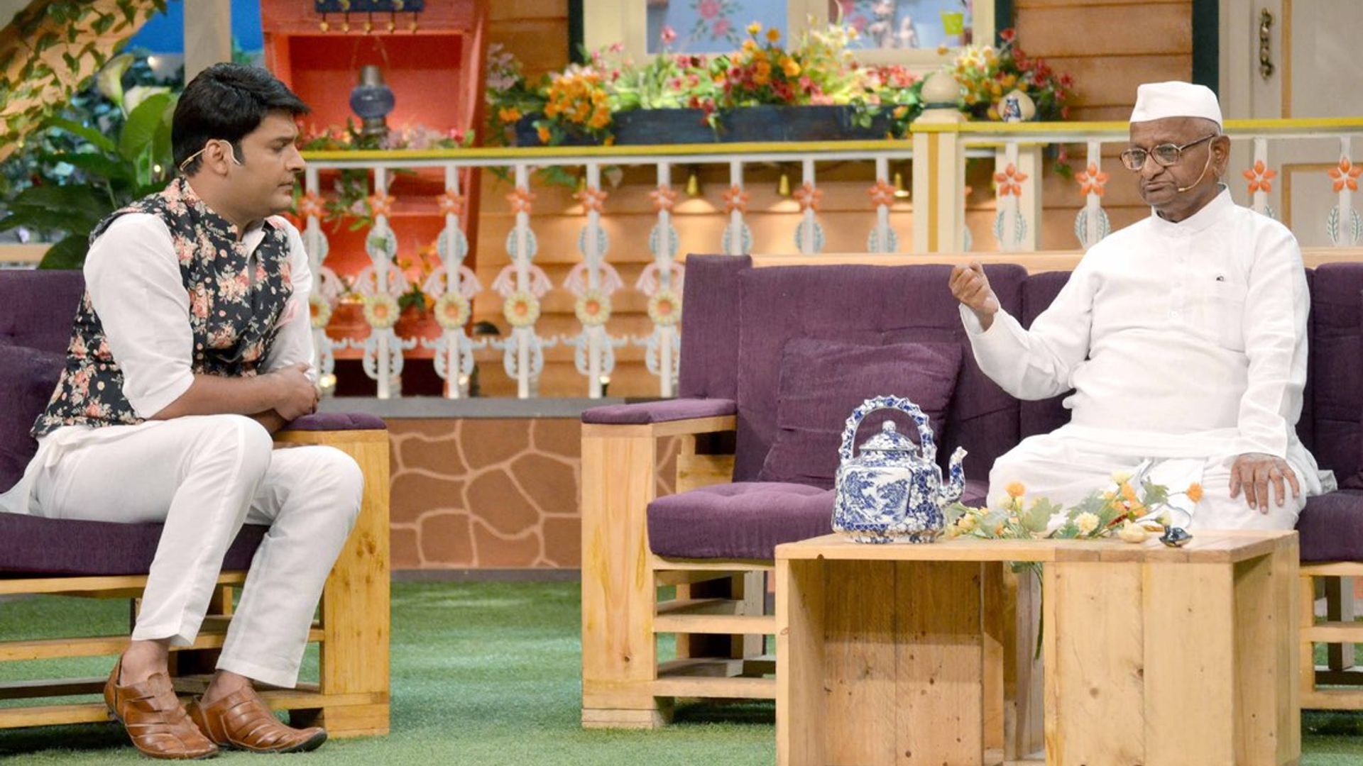 The Kapil Sharma Show background