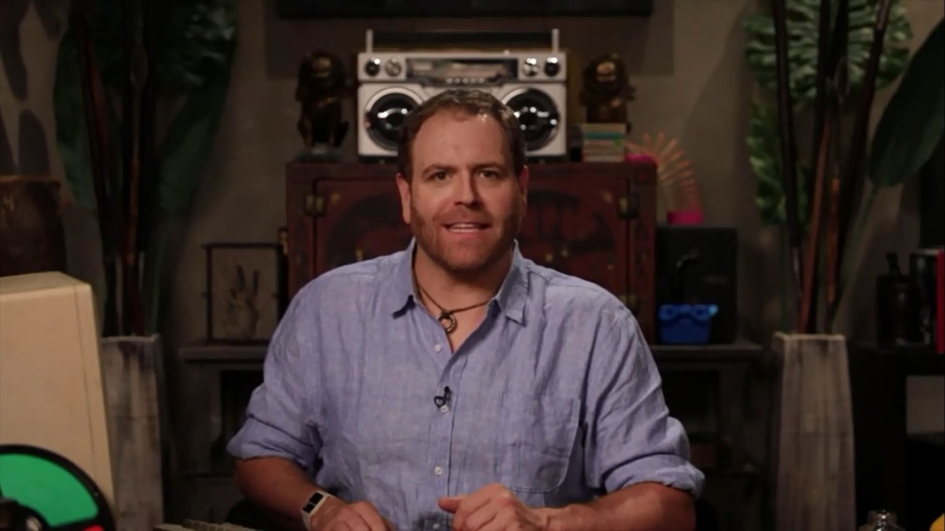 Josh Gates Tonight background