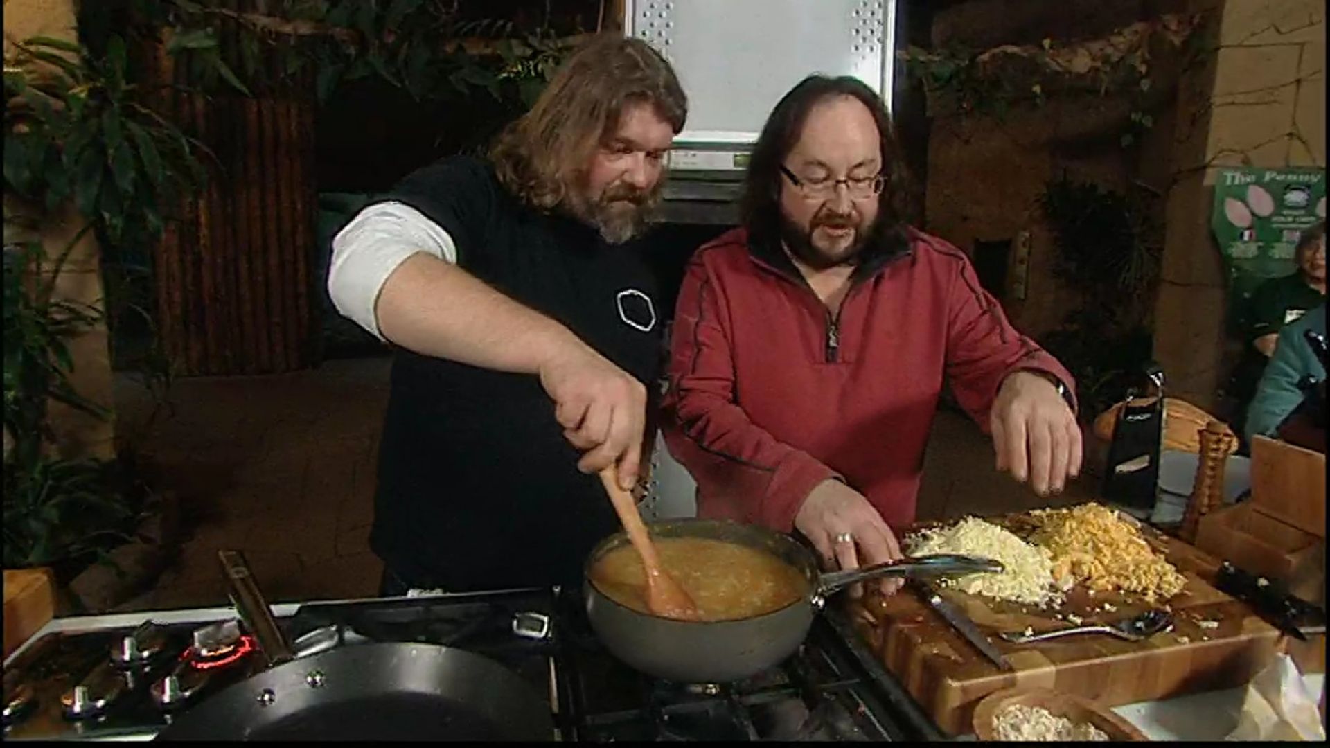 The Hairy Bikers' Food Tour of Britain background