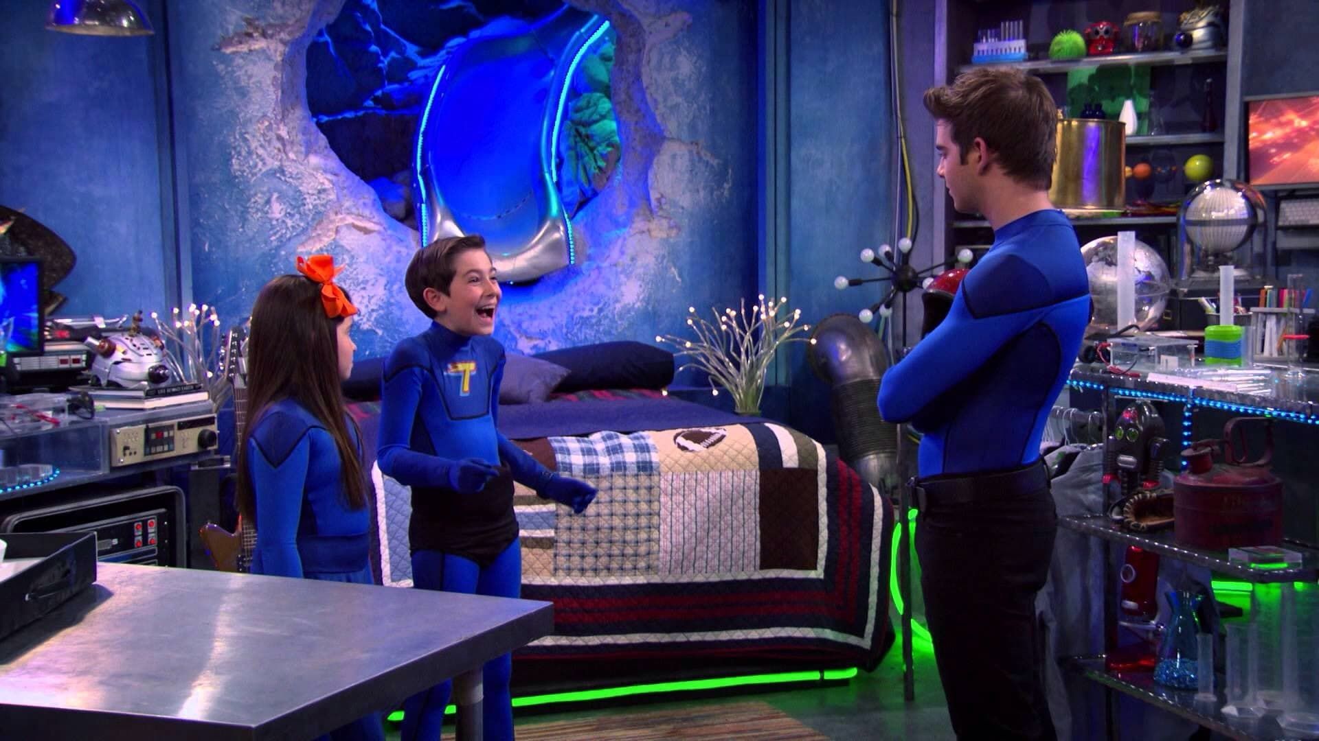 The Thundermans background