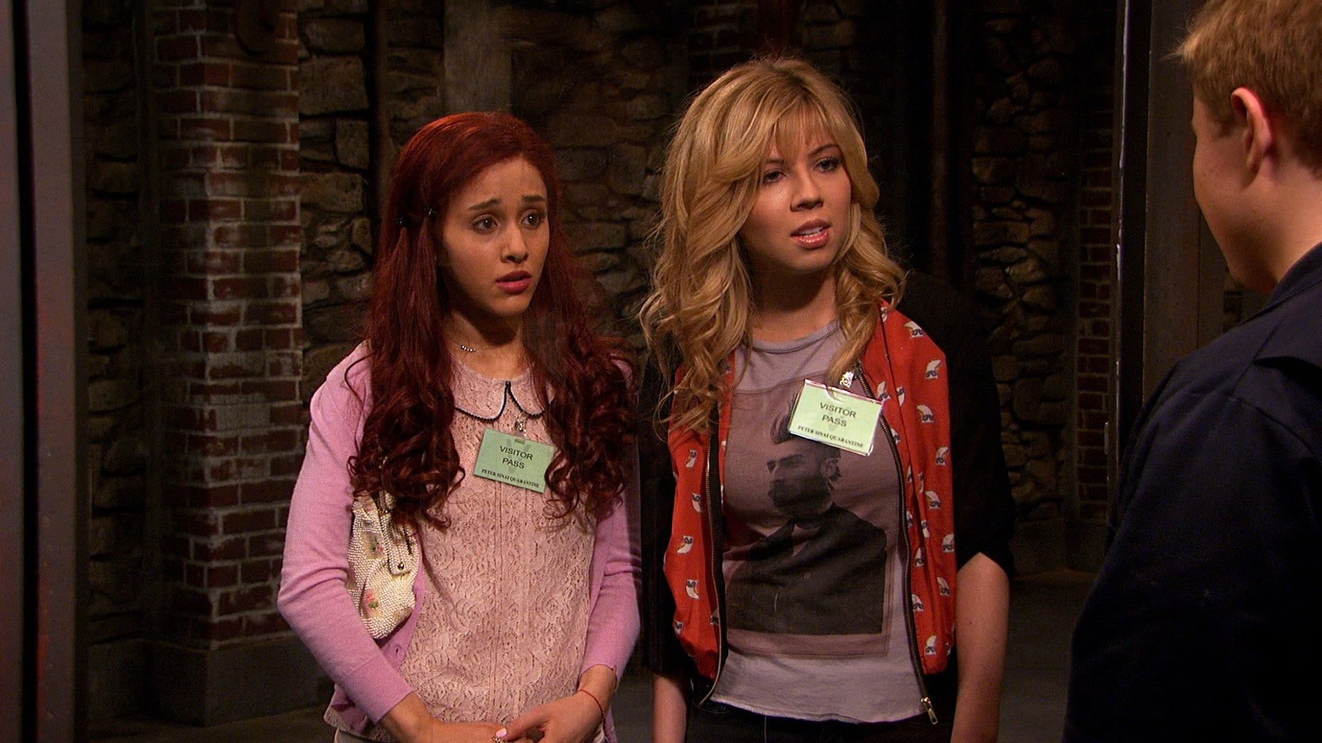 Sam & Cat background