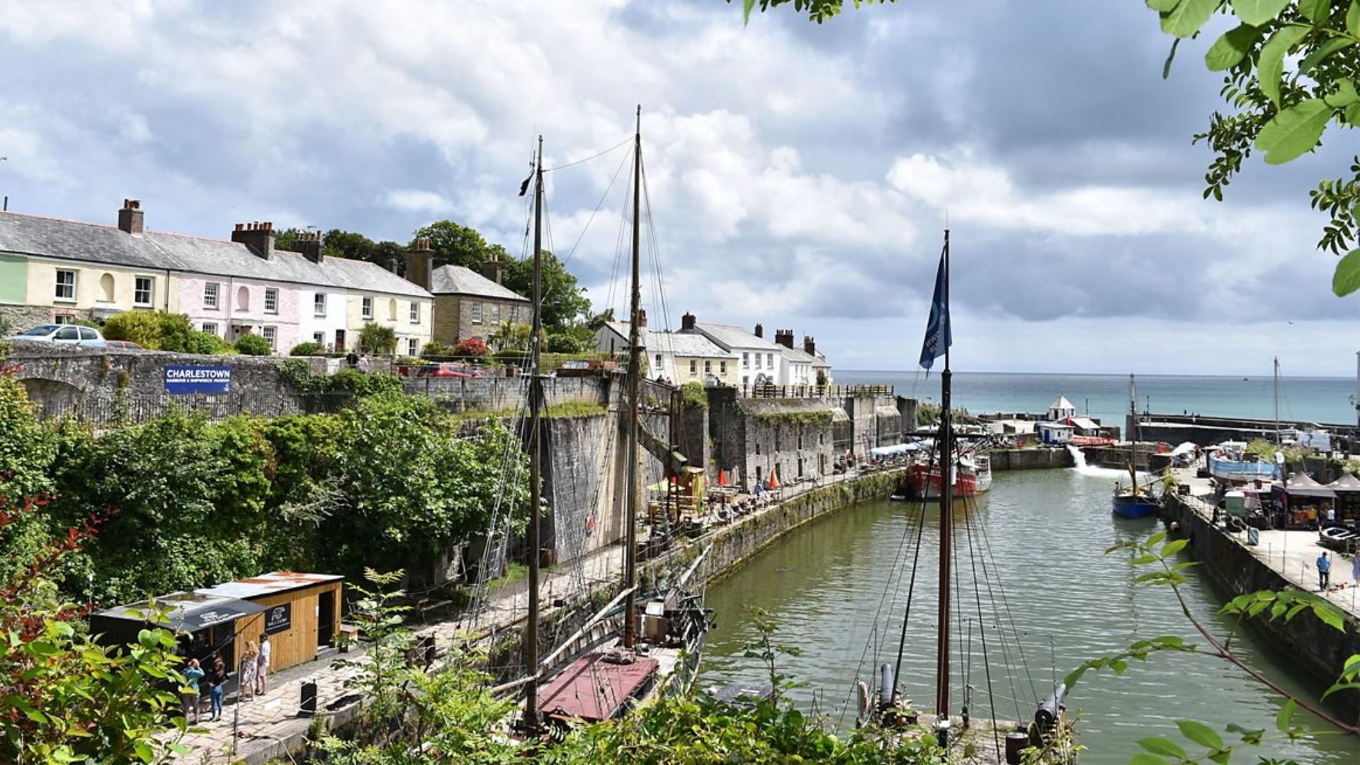 Villages by the Sea background