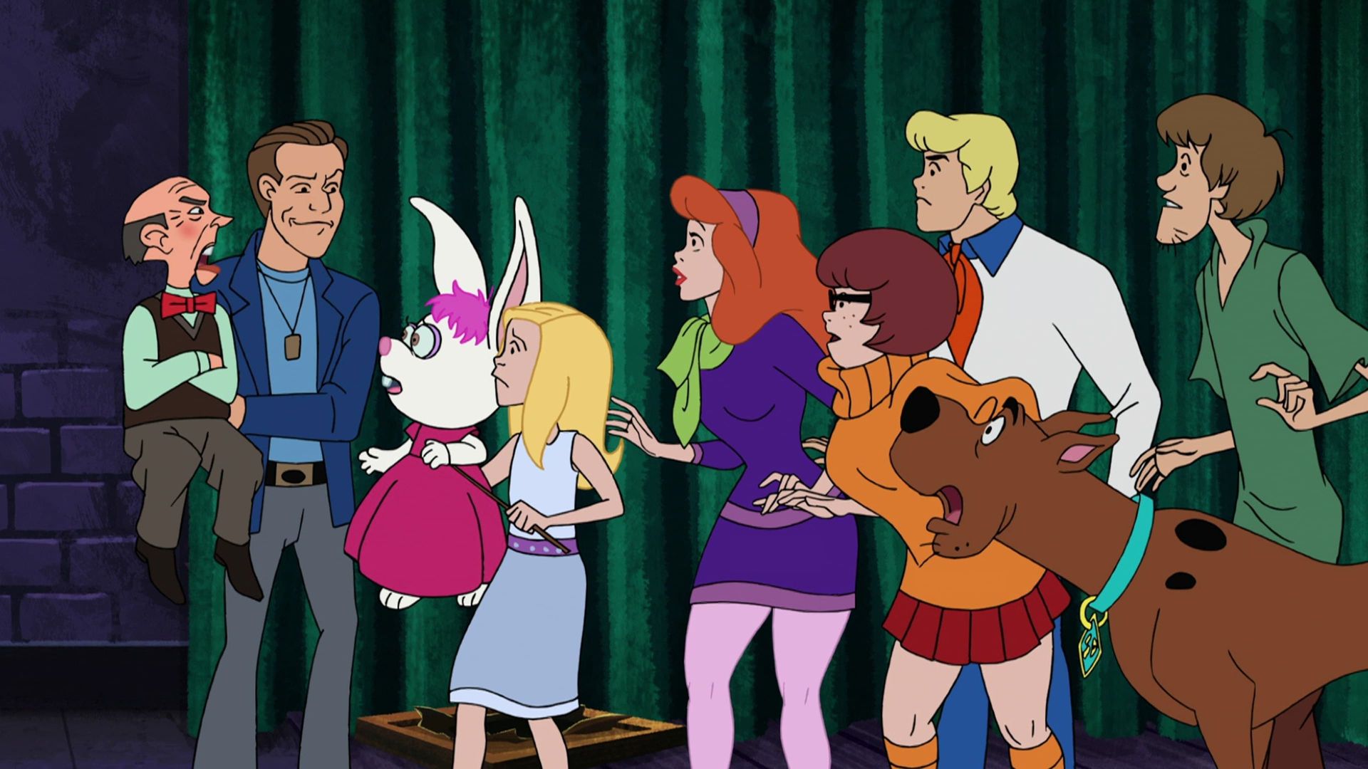 Scooby-Doo and Guess Who? background