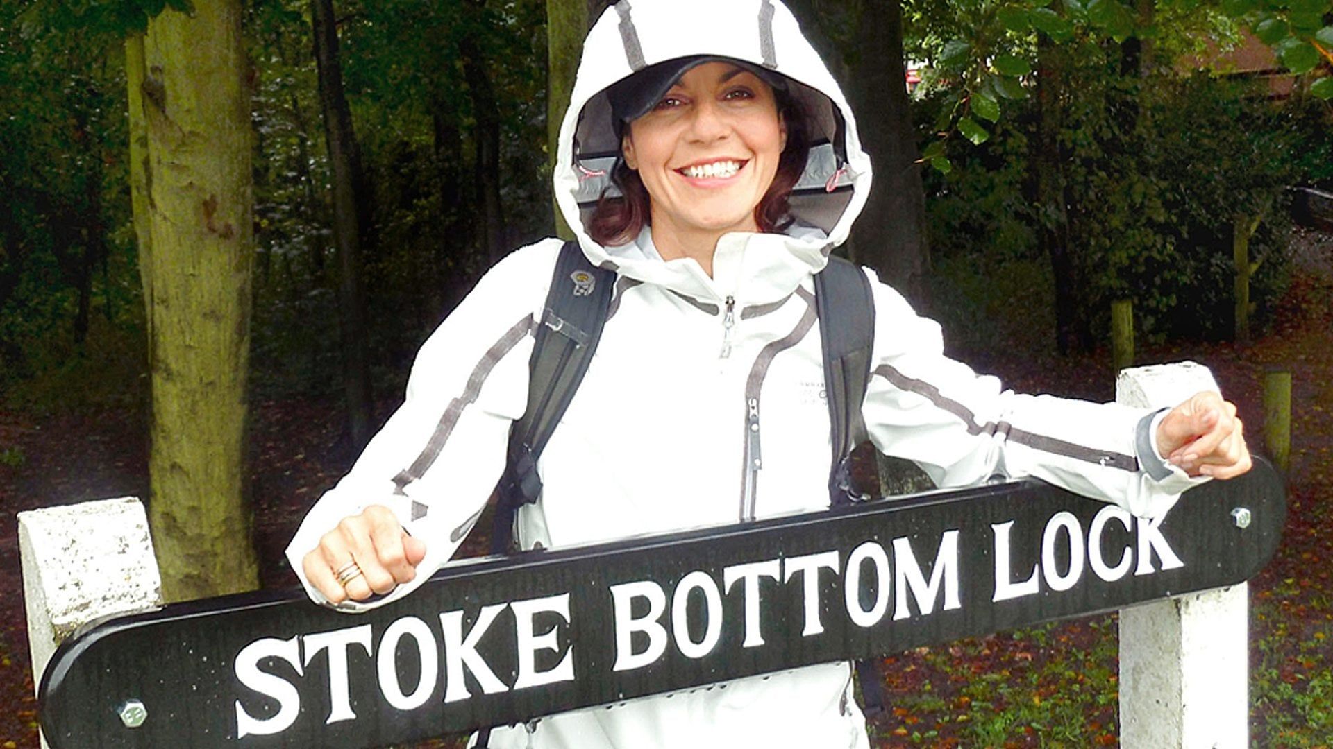 Julia Bradbury's Canal Walks background