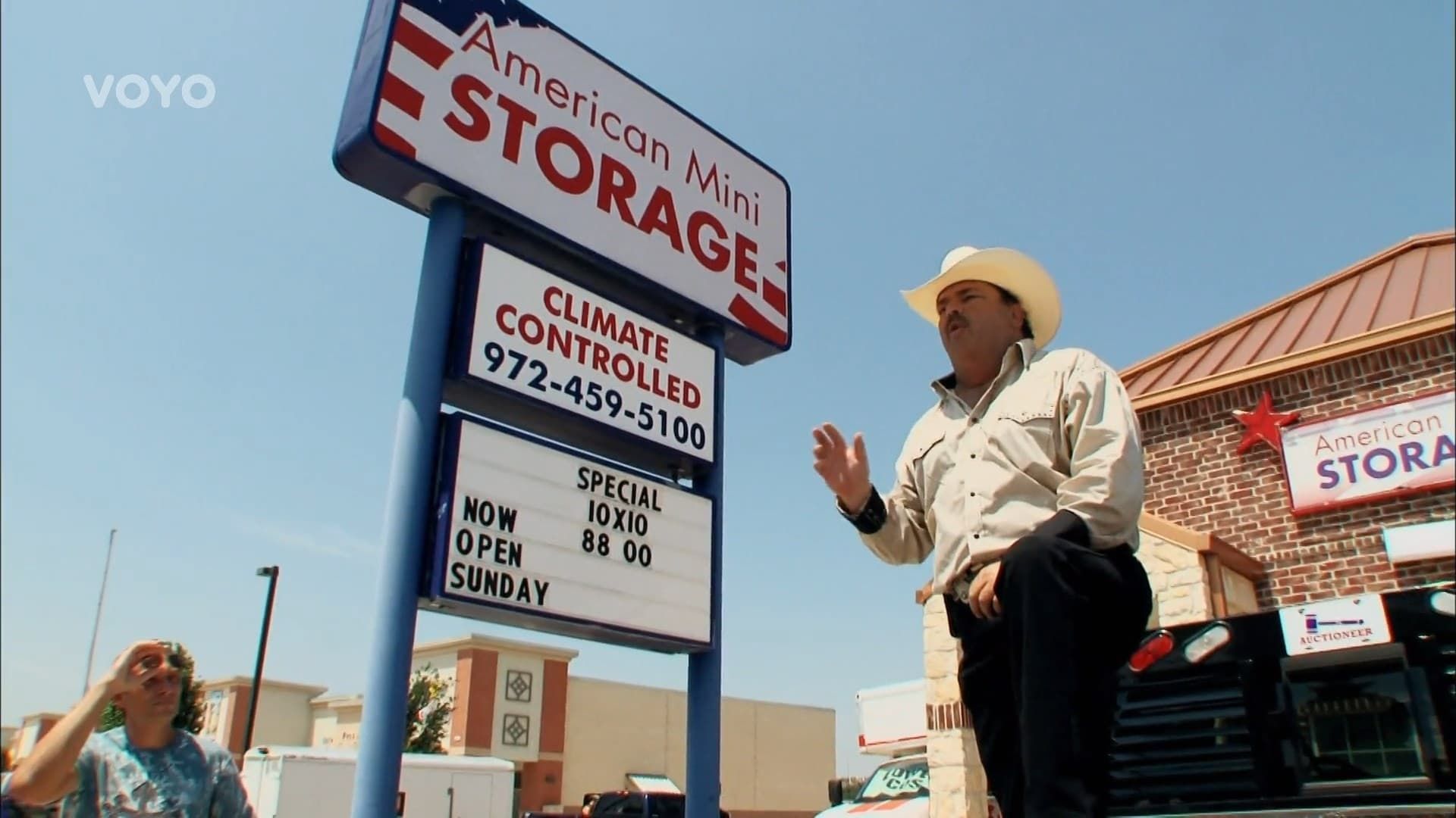 Storage Wars: Texas background