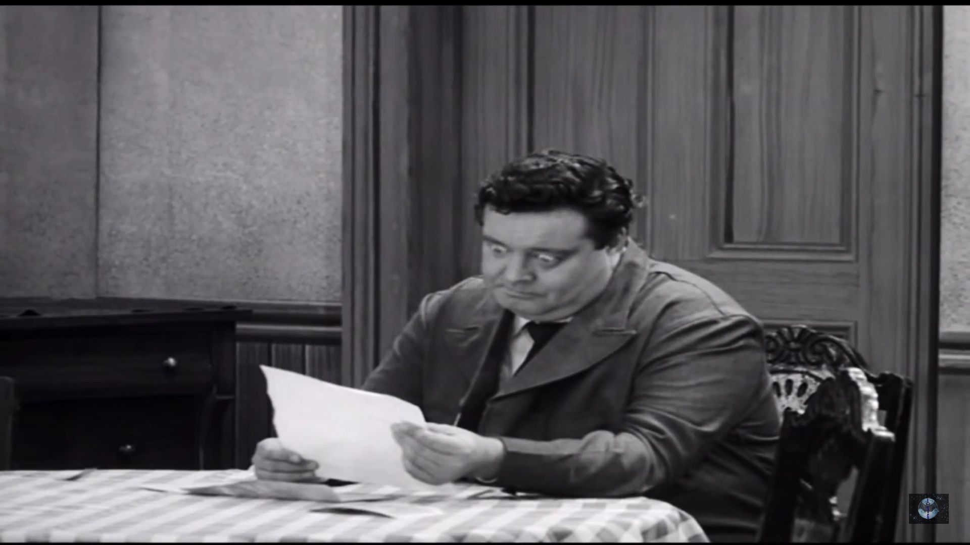 The Honeymooners background