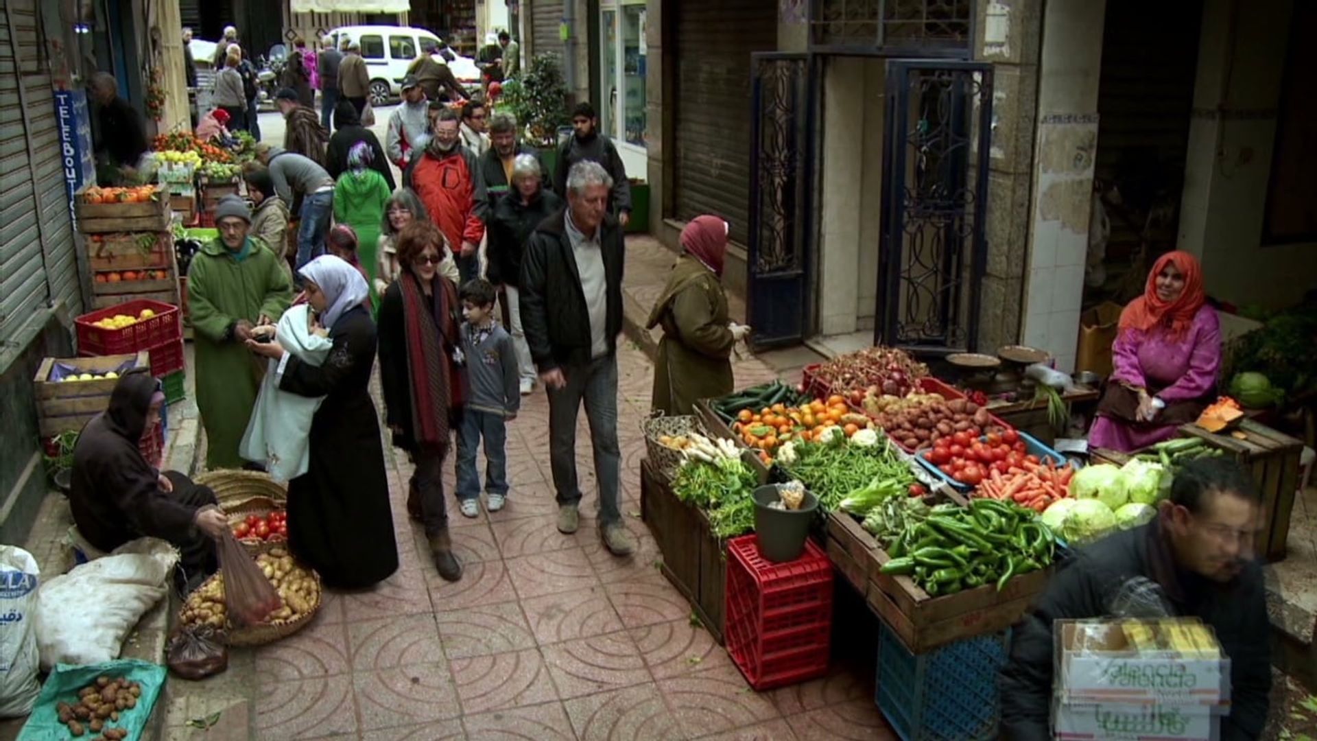 Anthony Bourdain: Parts Unknown background