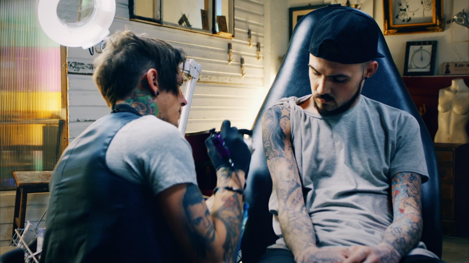 Tattoo Fixers background