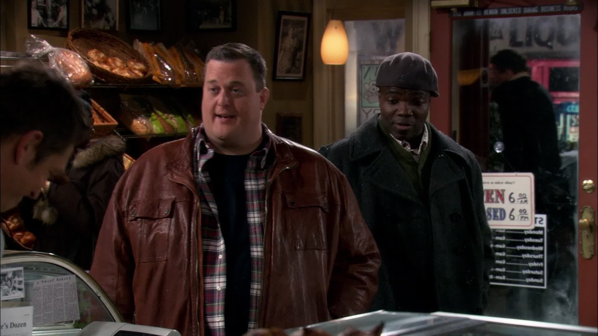 Mike & Molly background