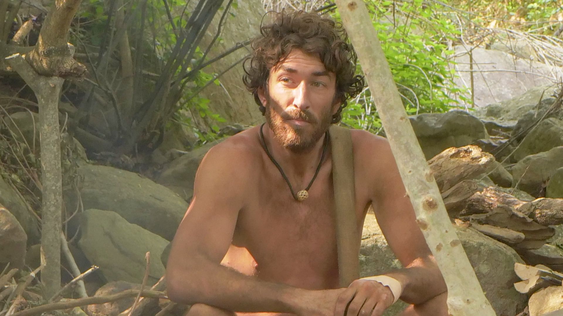 Naked and Afraid: Last One Standing background