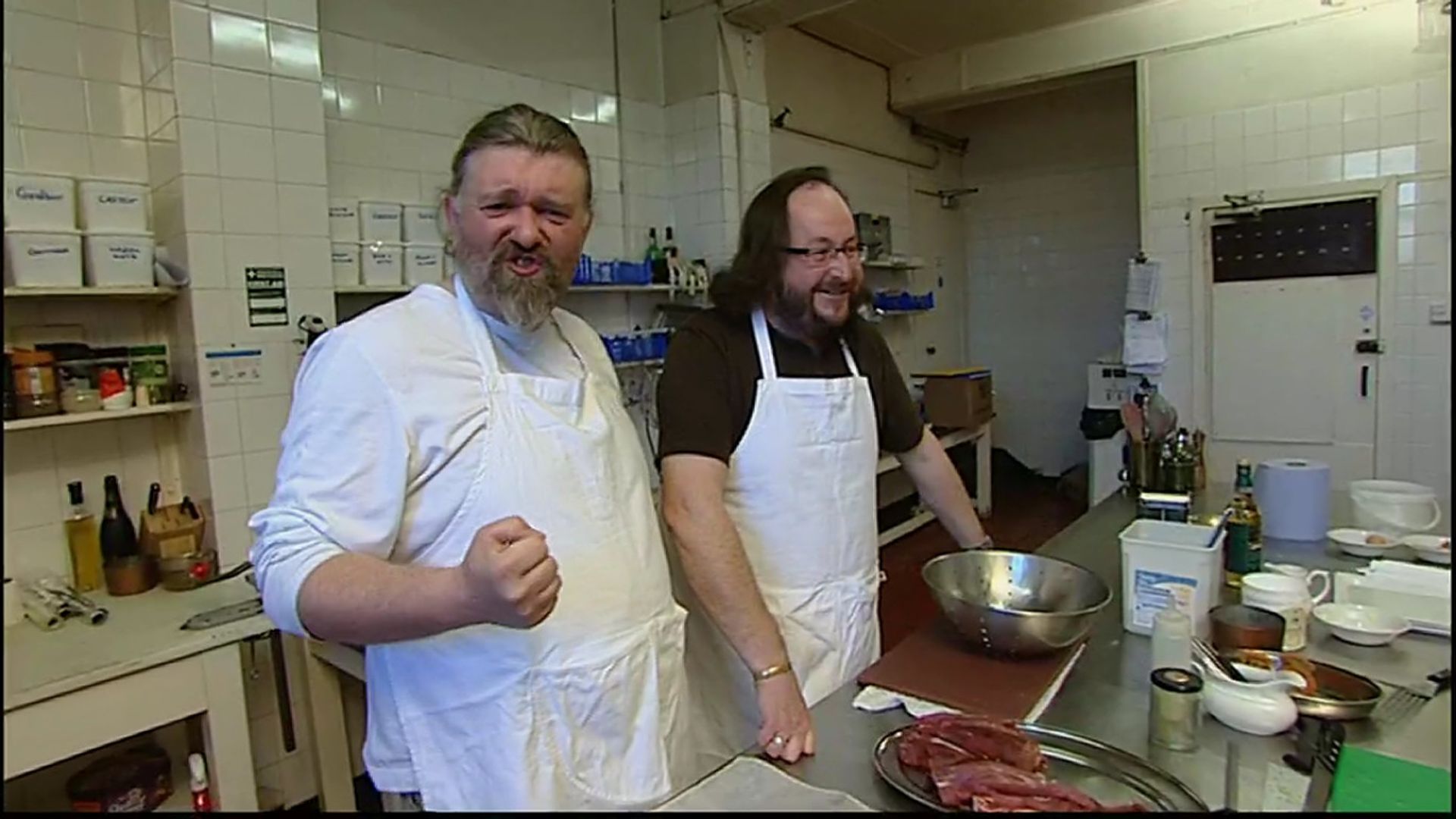 The Hairy Bikers' Food Tour of Britain background