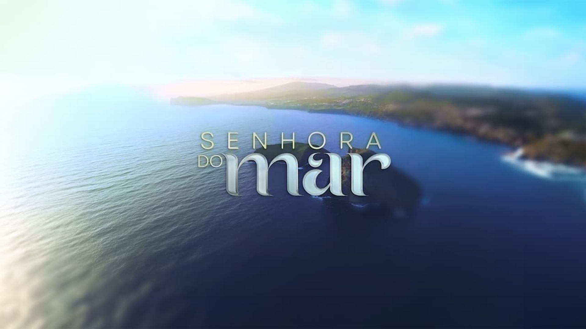 Senhora do Mar background