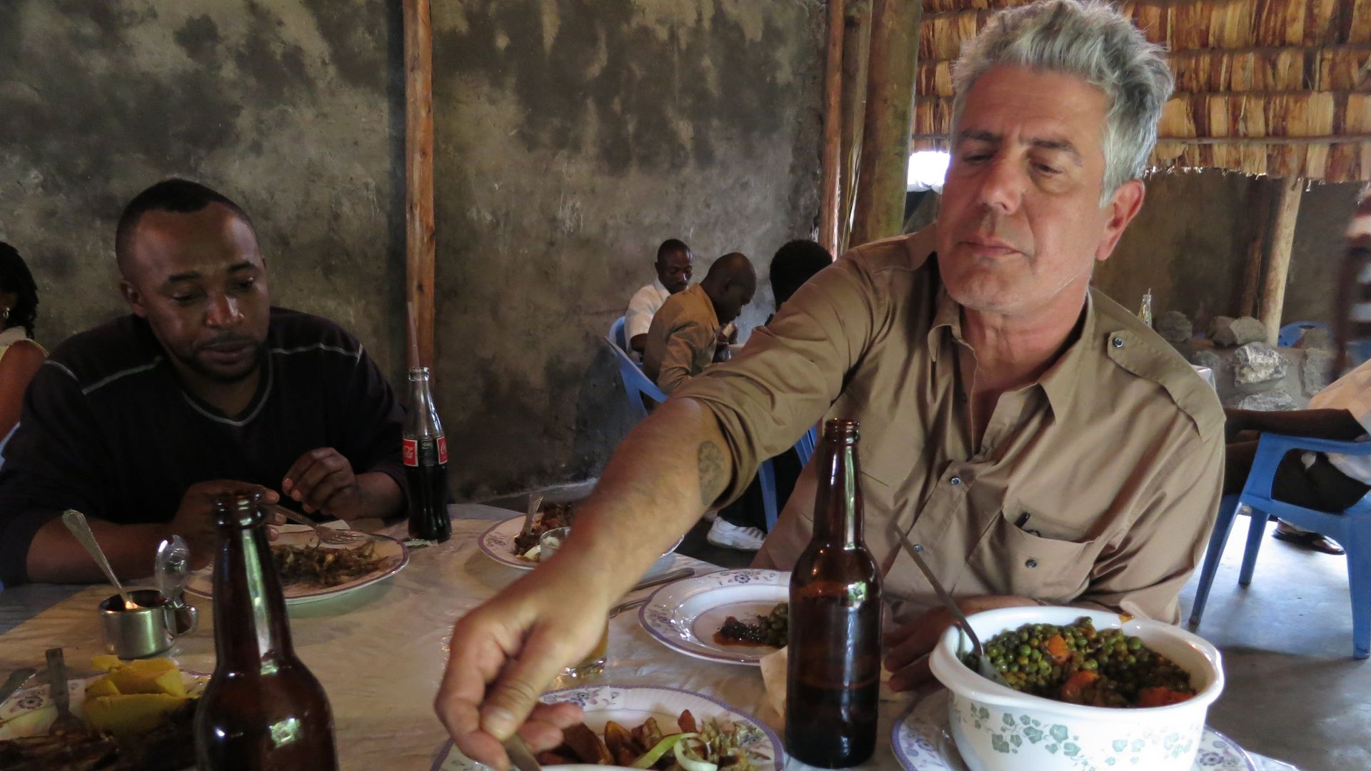 Anthony Bourdain: Parts Unknown background