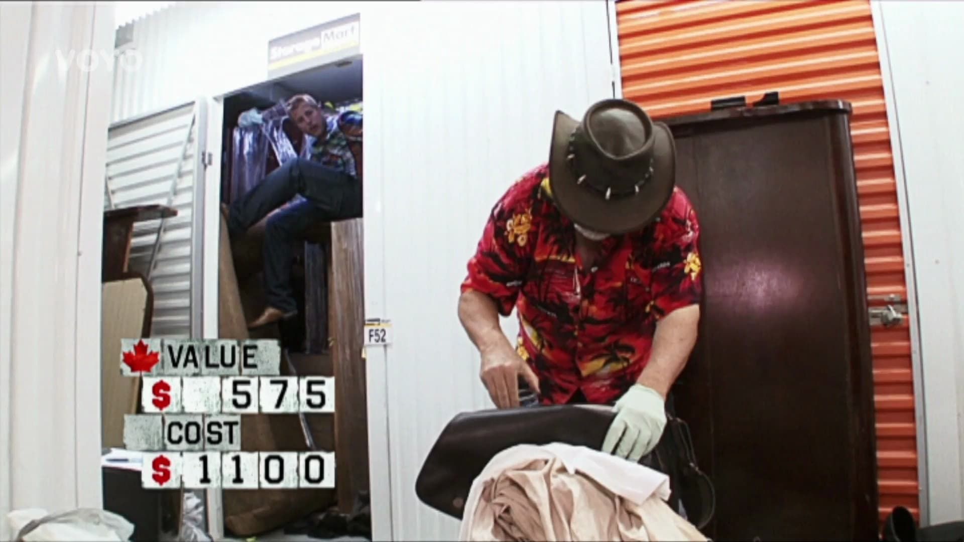 Storage Wars Canada background