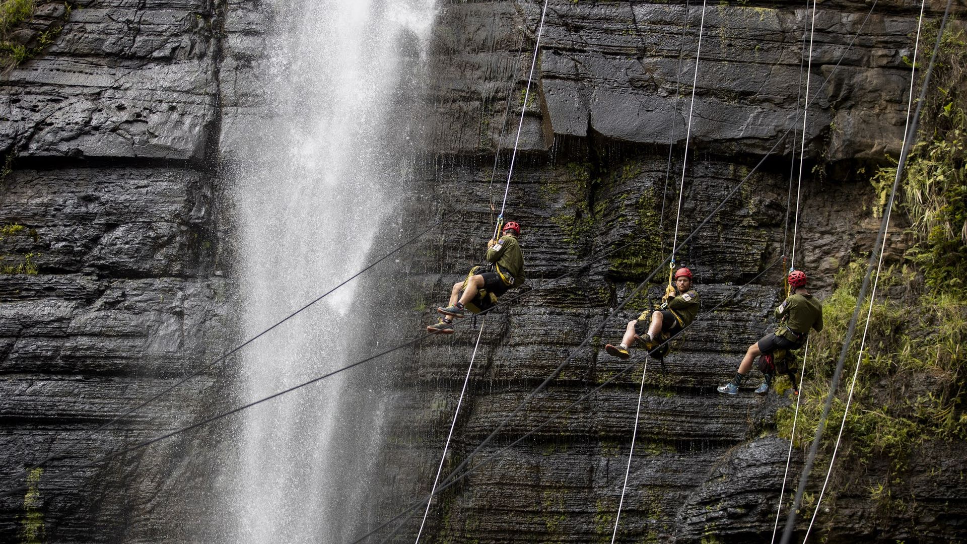 World's Toughest Race: Eco-Challenge Fiji background